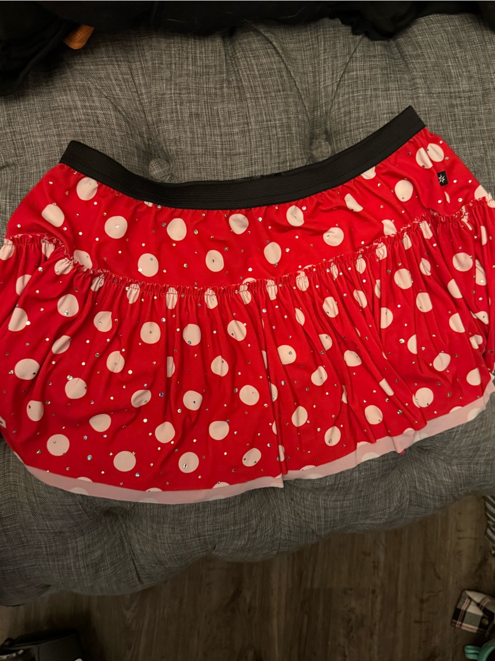 Women’s Running skirt with rhinestones, size Med